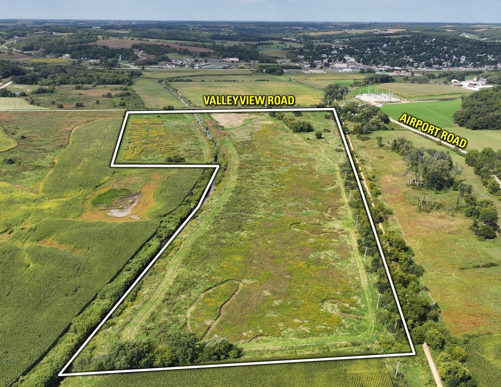 Listing Photo: Drone Outline E